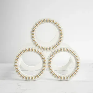 Estante para Vino de Metal Blanco y Dorado para 3 Botellas, Soporte Geométrico Moderno para Mesa de Cocina, Bar, Gabinete y Comedor - Product Image 2