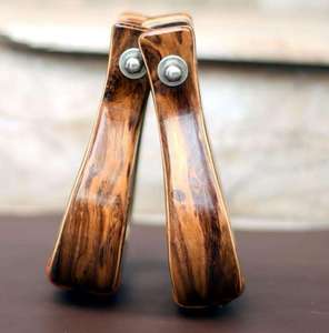 Estribos de Madera de Roble para Silla de Montar Occidental, Herrajes Grabados Niquelados, Personalizables, Modelo T4 49 de ARMANDIOUS INDUSTRY - Product Image 2