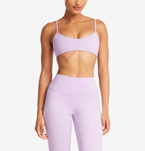 Ensemble de yoga personnalisé pour femme : Leggings taille haute et soutien-gorge de sport rembourré – Vêtements de sport en gros pour la gym, le fitness et l'entraînement sans coutures - Product Image 4