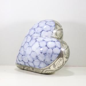 Urnas de Cremación de Latón con Forma de Corazón Blue Clouds para Cenizas Humanas, Urna de Latón Resistente a los Arañazos de Alta Calidad, Urnas de Corazón para Cenizas de Adultos - Product Image 6