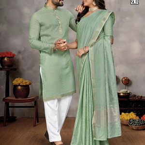 Ensemble traditionnel pour couple Mint Harmony - Vêtements en soie à carreaux Jari pour mariage et fête de Diwali - Product Image 1