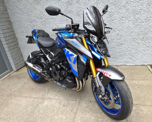 มอเตอร์ไซค์ GSX-S1000 Naked Petrol Manual Euro 5 (152 แรงม้า) 999 ซีซี ปี 2024 พร้อมระบบ ABS คุณภาพสูง มือสอง ความเร็วสูงสุด >80 กม./ชม. กำลังไฟ >2000 วัตต์ - Product Image 2