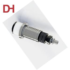 Husillo de Fresado Vertical CNC de Alta Rigidez de 10000 RPM con Junta de Punta BT40, Precisión de 300 mm X 0.008 mm, 1 Año de Garantía - Product Image 2