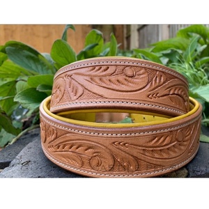 Exclusive Handmade Premium Quality 100% Genuine Leather <b>Dog</b> <b>Collar</b> With Hand Tooling Design Manufacturer Supplier Saman Exports - Product Image 4