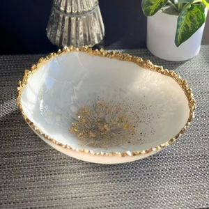Handmade resin bowl epoxy <b>decorative</b> fruit bowl glossy finish modern <b>kitchen</b> decor centerpiece stylish gift <b>item</b> - Product Image 1