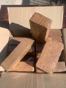 Blocs de coco compressés de qualité supérieure pour les cultivateurs professionnels en serre - Product Image 5