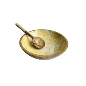 Ensemble de saladier et de service en bois de manguier artisanal, grand saladier en bois rayé rose pour fruits, pâtes et salades - Product Image 3