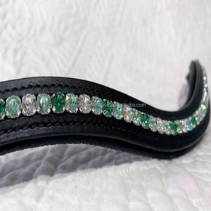 Cristales brillantes personalizados Cadena de diamante Incrustaciones Canal vacío Banda de ceja de caballo acolchada de cuero de lujo en tamaños de mazorca completa - Product Image 5