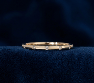 Anillo de Diamantes Cultivados en Laboratorio de Oro de 14K, Anillo de Boda Minimalista, Anillo de Diamantes Apilable de 0.12CT, Joyería Fina - Product Image 1