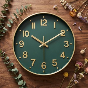 Horloge murale de luxe verte et dorée pour la décoration intérieure et les espaces commerciaux, ajoute une touche de style riche, vente en gros depuis l'Inde - Product Image 1