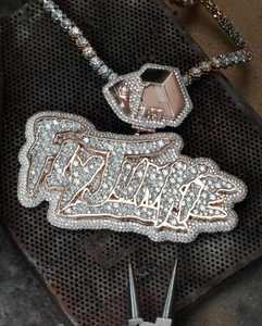 Pendentif Chaîne Personnalisé Bereal pour Homme, en Argent 925 et Moissanite, Certifié IGI, Bijoux Fins Légers Style Hip Hop Indien - Product Image 1