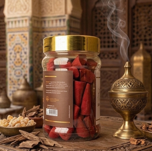Encens en cônes Javadh Premium Dhoop dans un bocal en verre avec couvercle doré, parfumé, aromatique, pour usage religieux indien - Product Image 4