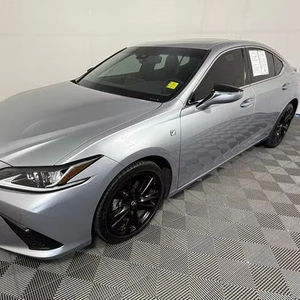 Lii-xus ES 350 F Sport FWD Usado del 2022 - Product Image 1