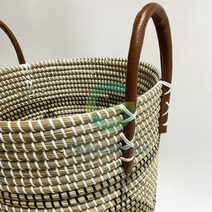 Meilleure vente, ensemble de paniers de rangement en jonc de mer, fabrication artisanale Hanoi, conception détachable, panier à vêtements en rotin et bambou à 3 poignées - Product Image 3