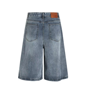 Shorts en jean mi-longs décontractés pour hommes, écologiques, respirants, avec logo frontal, style streetwear déstructuré, coupe ample et droite, jambe large - Product Image 2