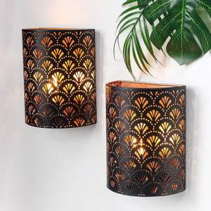 Porte-bougie traditionnel en laiton gravé – Design artistique fait main – Décoration de luxe pour la maison et les temples – Fournisseur en gros - Product Image 1