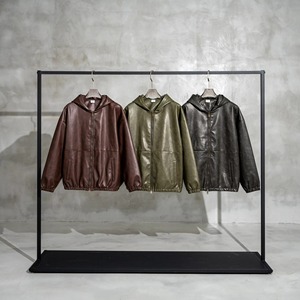 Blouson en cuir pour homme avec patchs, style vintage, streetwear, vêtements d'extérieur, vente en gros, fournisseur personnalisé - Product Image 6