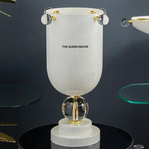 Ensemble de vases en verre et métal design, parfait pour une mise en scène florale minimaliste et une présentation décorative, vente en gros depuis l'Inde - Product Image 4