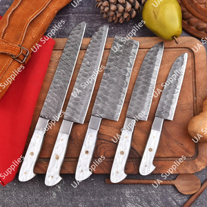 Ensemble de couteaux de chef de cuisine professionnels en acier Damas forgé à la main, 5 pièces, manche intégral, ambidextres, support de personnalisation OEM/ODM - Product Image 3