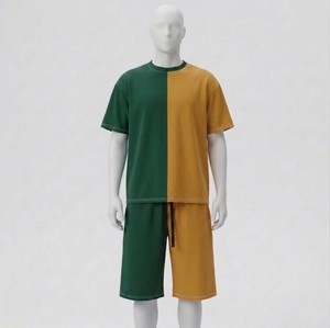 Ensemble T-shirt et short pour homme, couleur vert moutarde, demi-entrecouleur, style décontracté, tenue d'été, ensemble deux pièces, streetwear élégant - Product Image 1