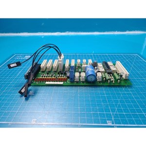 Tarjeta Preamplificadora de Señal Thermo Fisher Scientific 4022 192 72303 Usada Como Nueva, Piezas de Equipos Semiconductores Legados - Product Image 6