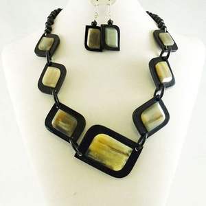 สร้อยคอทำมือจากเขาควาย - Product Image 1