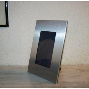 Cadre photo décoratif moderne, couleur argent, finition polie brillante, métal, pour la maison, le bureau, pour offrir en cadeau, fournitures décoratives - Product Image 3