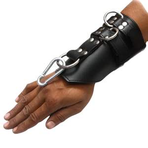 Ensemble de menottes et de bracelets de cheville en cuir de vachette avec connecteur croisé - Product Image 6