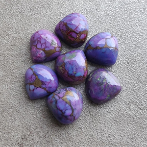 Cabochon Cœur en Cuivre Violet et Turquoise Poli, Dos Plat, Pierre Calibrée, Pierre Libre pour la Fabrication de Bijoux, Toutes Tailles Disponibles - Product Image 1
