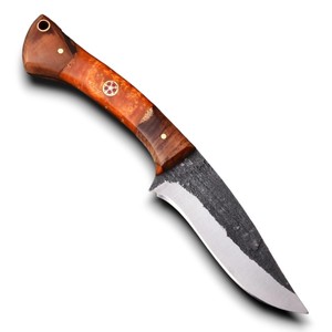 มีดพกพาสำหรับตั้งแคมป์และเอาตัวรอด ทำจากเหล็กกล้าคาร์บอนสูง ตีขึ้นรูปด้วยมืออย่างประณีต ใบมีดแบบฟูลแทงค์ ปลายใบมีดแบบคลิปพอยต์ พร้อมปลอกหนัง ขายส่ง - Product Image 1