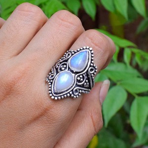 Bague en pierre de lune, argent sterling 925, pierre de lune arc-en-ciel naturelle, bijoux de mariage - Product Image 2