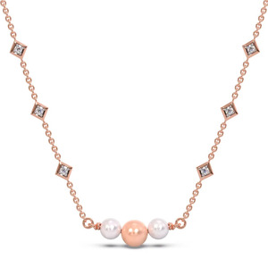 Collar de Diamantes de Triple Cuentas con Estaciones Cuadradas de Oro Rosa Brillante y Diseño Elegante con Acentos de Piedras Blancas - Product Image 3