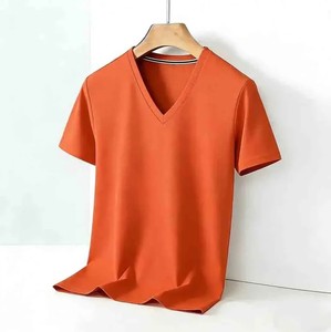 Camiseta de Manga Corta con Cuello en V para Hombre, Color Negro, Corte Regular, Tejido de Punto, Estilo Casual, Producción Harry Johnson, OEM ODM - Product Image 2