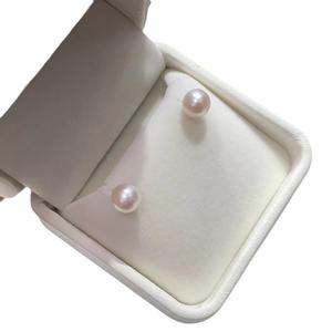 Zhuji S925 Silver Needle <b>Fine</b> <b>Stud</b> <b>Earrings</b> with Hot White Pearls Mantou Type Bright Light Classic Simple Personality Femininity - Product Image 5