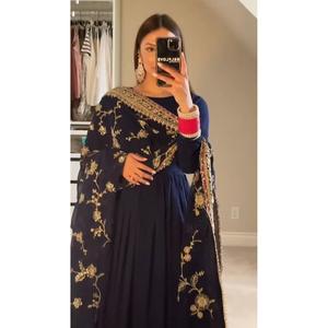 DESIGNER CHINON BRODERIE SEQUENCE TRAVAIL ROBE BAS AVEC DUPATTA BLEU - Product Image 2