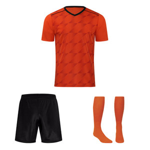 Tenue de sport personnalisée avec logo, uniforme de football pour hommes, vêtements de sport 100% polyester, uniforme de football pour adultes toutes saisons, sublimation - Product Image 3
