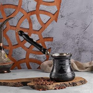Cafetera Turca Clásica de Cobre Grabada a Mano/Ibrik con Mango de Madera, Cezve Premium, Calentador y Preparador de Café Turco de Cobre Sólido Grabado - Product Image 4