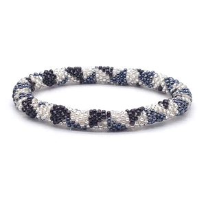 Low Market Price Multi Colors Handmade Trendy Design Casual Crochet Needle Women's Glass <b>Beads</b> Beaded <b>Bracelets</b> Sale Ahana's - Product Image 1