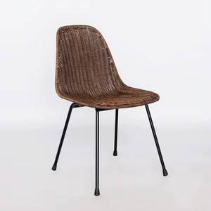 เก้าอี้รับประทานอาหารหวายธรรมชาติสไตล์ทรอปิคอลทันสมัย ออกแบบตามหลักสรีรศาสตร์ กันน้ำ เป็นมิตรกับสิ่งแวดล้อม ทนทาน เหมาะสำหรับร้านกาแฟ รีสอร์ท และธุรกิจบริการ - Product Image 1