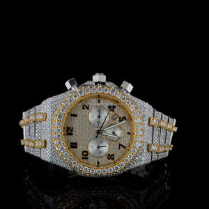 Moissanite Diamond Iced Out Montre-bracelet en moissanite Montre analogique VVS Clarté Cadeau pour hommes femmes Montre personnalisée Bijoux - Product Image 1