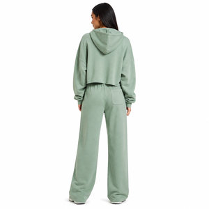 Ensemble de survêtement vert sauge pour femme, deux pièces, veste à capuche zippée et pantalon large, pour tenue décontractée, fitness et sport, costumes personnalisés en gros - Product Image 2