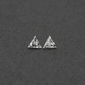 Diamantes Cultivados en Laboratorio de Primera Calidad, Corte Triangular, HPHT VVS VS, Pulido Brillante, R&K GEMS HK55 para Joyería, Entrega Rápida en 10-12 Días - Product Image 1