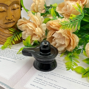 Obsidienne noire naturelle sculptée en forme de Shivling, cristal de guérison Shiva Lingam pour la spiritualité Reiki, décoration spirituelle, vente en gros - Product Image 5