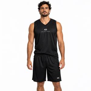 Ensemble de maillot de basket-ball en maille noire pour hommes, haut sans manches à col en V et short - Product Image 1