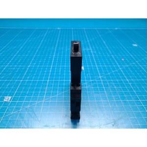 PHOENIX CONTACT TMC 1 M1 100 1A ใช้แล้วตามสภาพปัจจุบัน อะไหล่อุปกรณ์เซมิคอนดักเตอร์รุ่นเก่า - Product Image 1