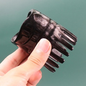 Outil de massage Gua Sha en corne, peigne à dents larges pour le cuir chevelu, brosse à shampoing, masseur de spa pour la tête, pour usage domestique - Product Image 3