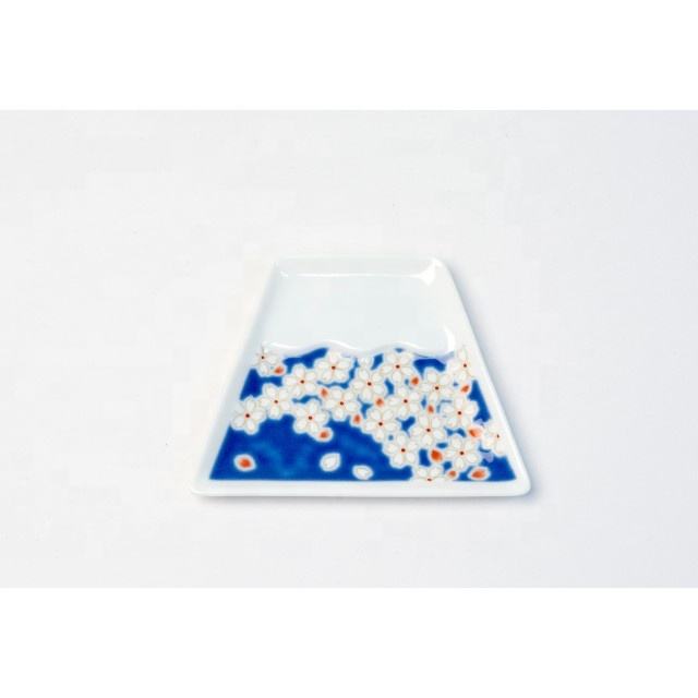 ซากุระ MF-04