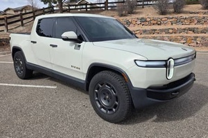 Mejor Oferta: Rivian R1T California Dune Edition 2025 USADO - Product Image 2