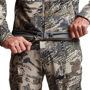 Chaqueta de camuflaje para hombre con capucha, cierre de cremallera y bolsillos para senderismo al aire libre. - Product Image 6