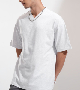 เสื้อยืดคอกว้างทรงโอเวอร์ไซส์สำหรับผู้ชาย ผ้าคอตตอน/โพลีผสม ถักทออย่างหนา 240 GSM สีพื้น พรีเมียมคุณภาพเยี่ยม สำหรับฤดูร้อน รับผลิตตามแบบ OEM พร้อมสกรีนโลโก้ตามสั่ง - Product Image 1